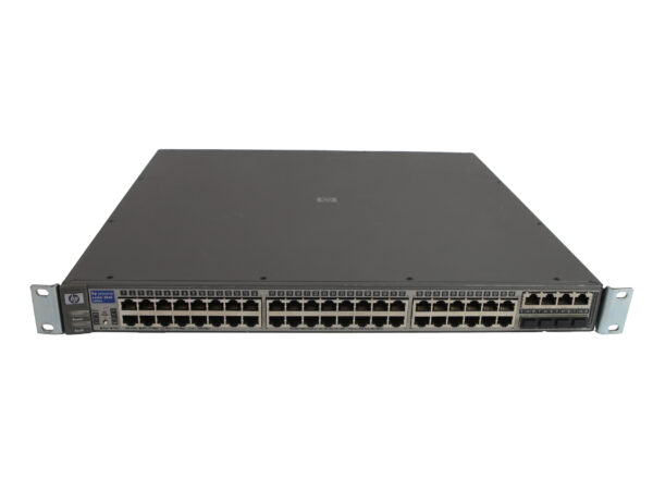 Przedni panel switcha HP ProCurve z rzędami portów RJ45 i uchwytami montażowymi po bokach obudowy.