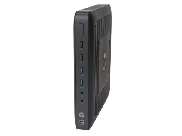 Boczny panel terminala HP T620 z portami USB, słuchawkowym oraz przyciskiem zasilania na górze obudowy.