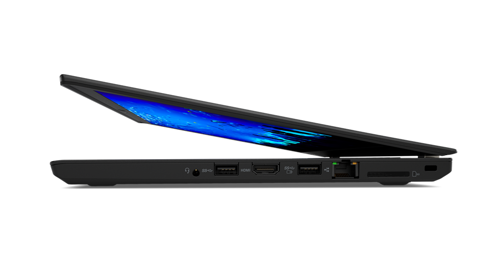 Laptop Lenovo ThinkPad lekko uchylony, widok z boku na porty USB, HDMI i gniazdo sieciowe RJ45.