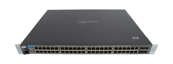 Przedni panel switcha HP ProCurve 2810-48G z rzędami portów RJ45 i uszami montażowymi po bokach.